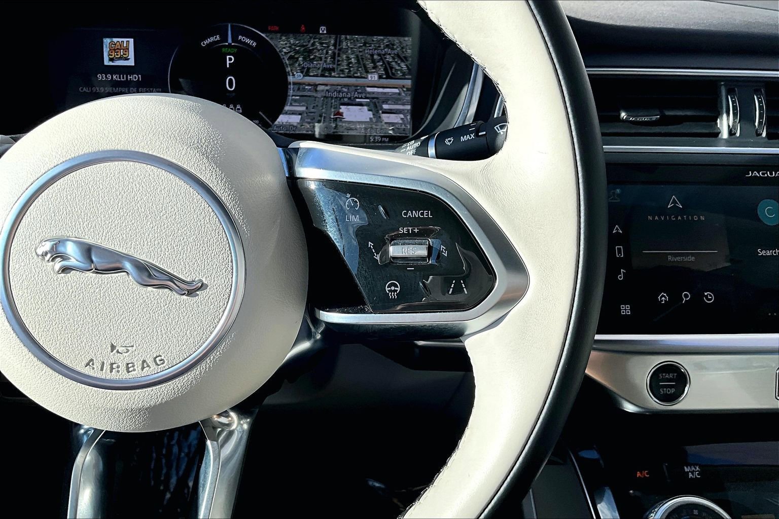 Used 2024 Jaguar I-PACE R-Dynamic HSE image 18