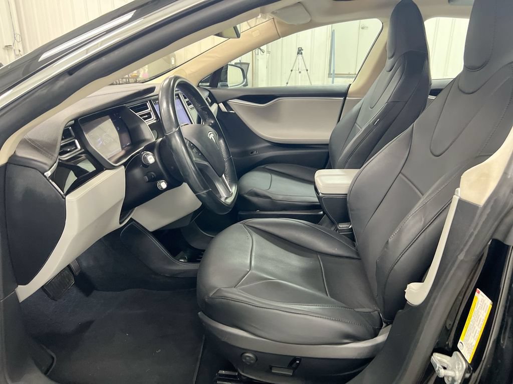 Used 2015 Tesla Model S 70D AWD/4WD image 19