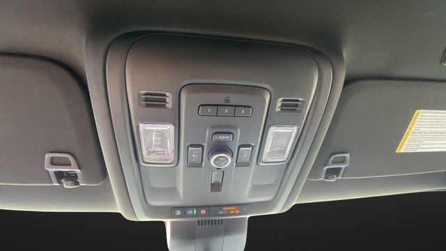 Used 2024 Chevrolet Tahoe Premier AWD/4WD image 20