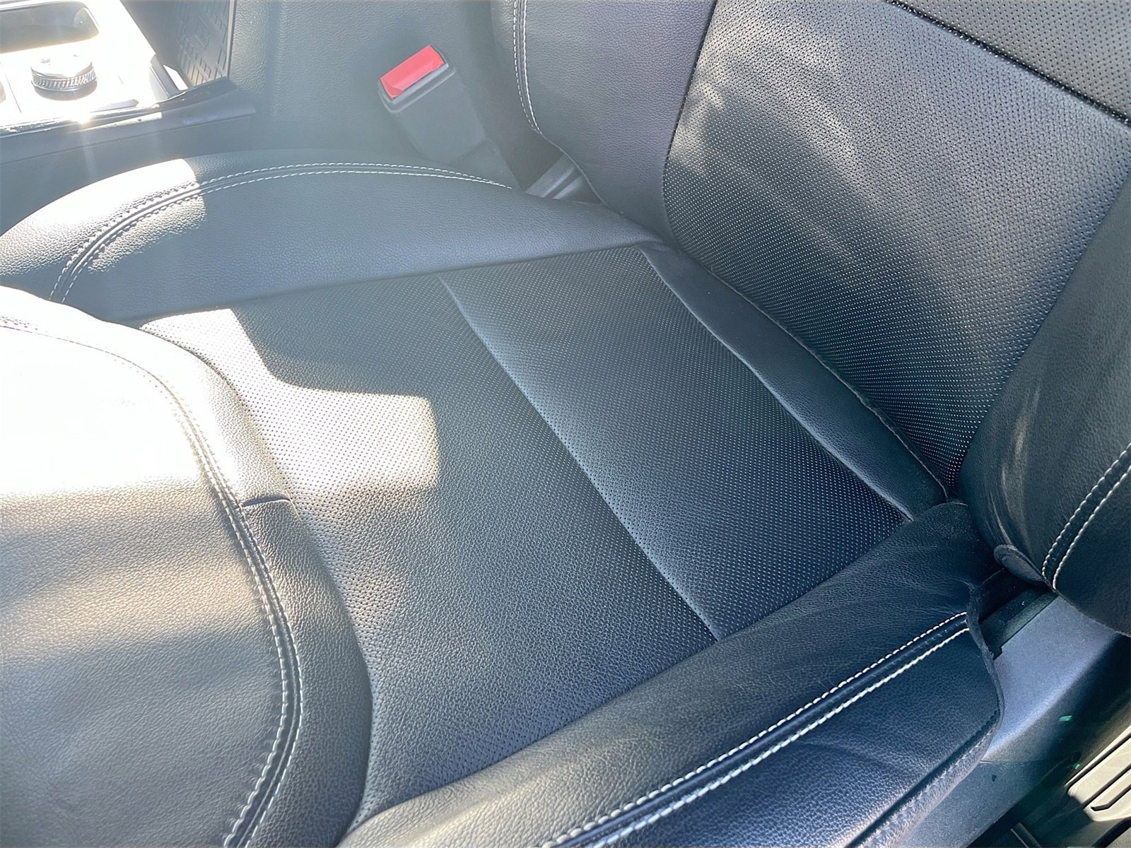 Used 2023 Ford Explorer ST w/ Equipment Group 401A image 20