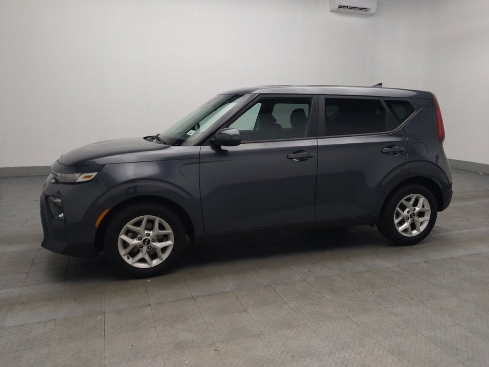 Used 2021 Kia Soul S image 2