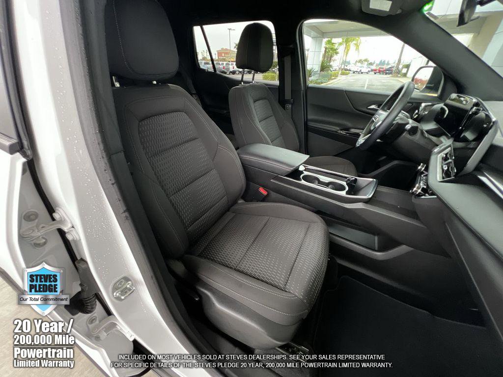 Used 2025 Chevrolet Equinox LT image 29