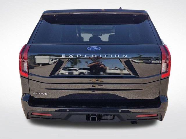 Certified 2025 Ford Expedition Active image 8