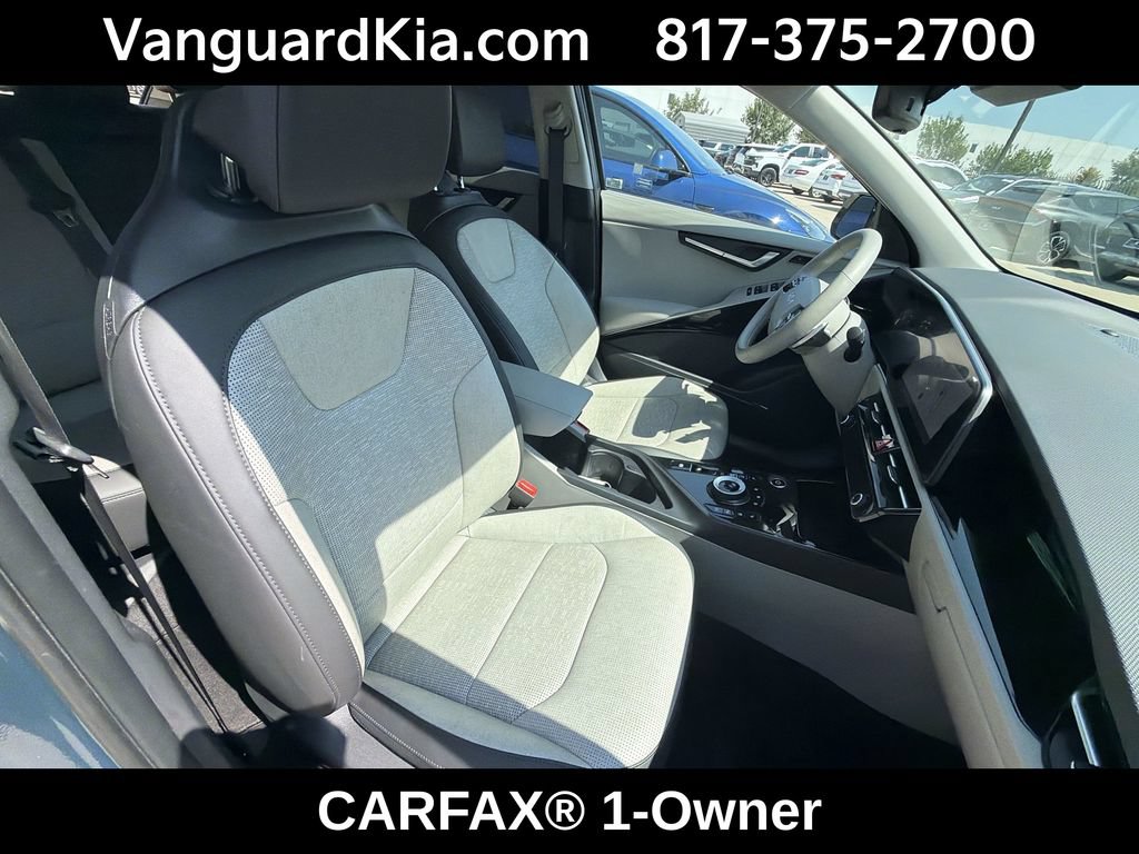 Certified 2024 Kia Niro Wave FWD image 29