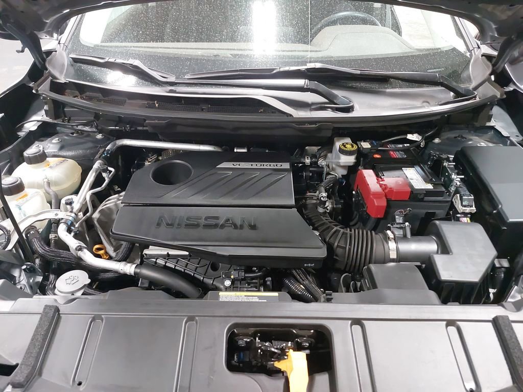 Used 2023 Nissan Rogue S image 29