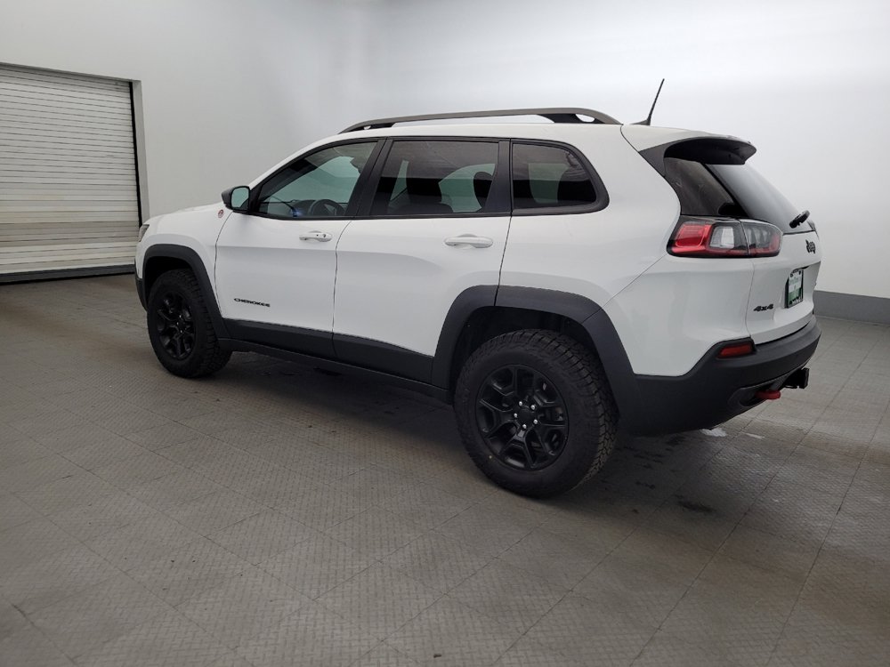 Used 2021 Jeep Cherokee Trailhawk w/ Sun, Sound & Nav Group AWD/4WD image 3