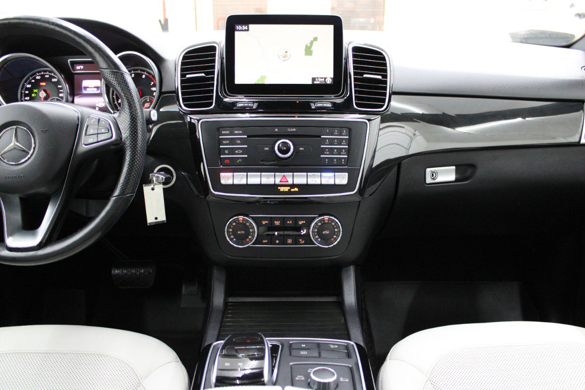 Used 2018 Mercedes-Benz GLE 350 4MATIC image 29