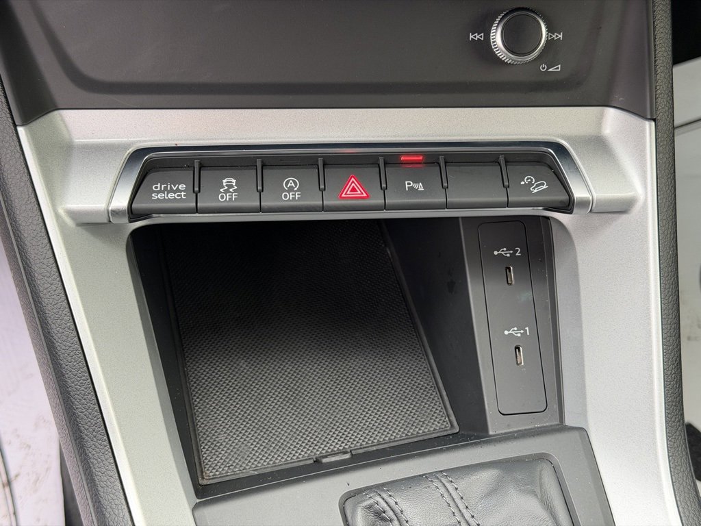 Used 2022 Audi Q3 2.0T Premium image 27