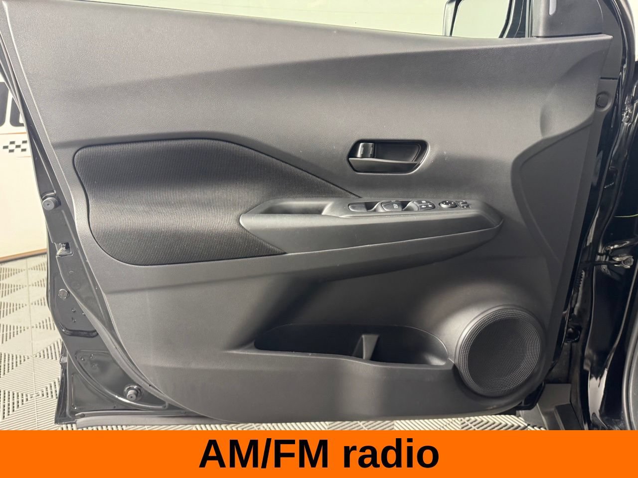 Used 2024 Nissan Kicks S FWD image 11