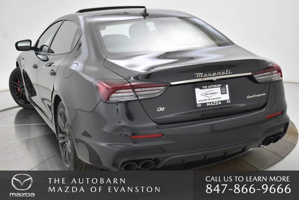 Used 2022 Maserati Quattroporte Modena Q4 image 13