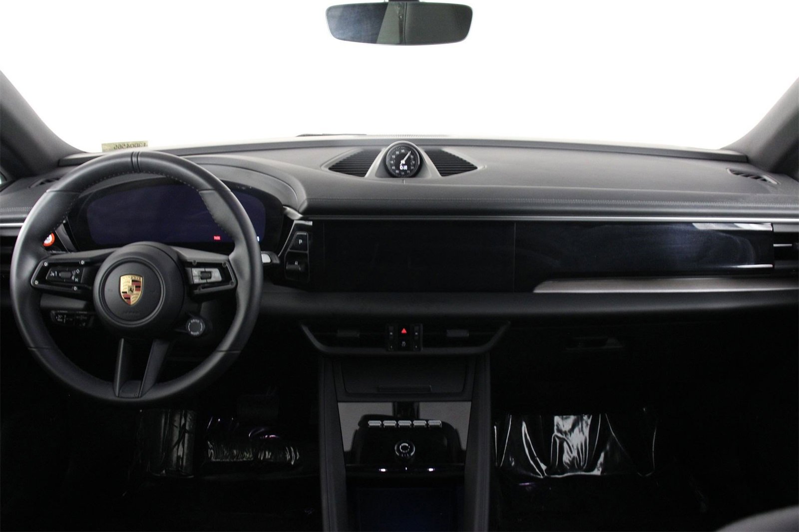 Used 2025 Porsche Macan Electric image 11