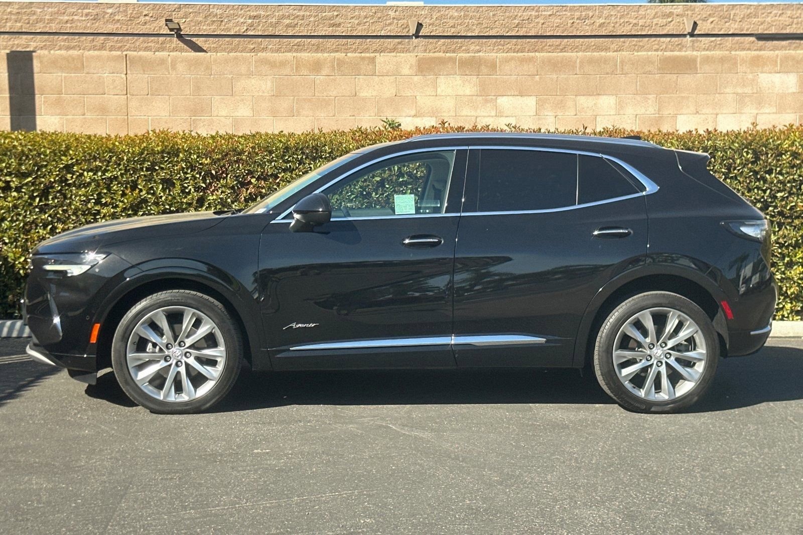 Certified 2023 Buick Envision Avenir image 7