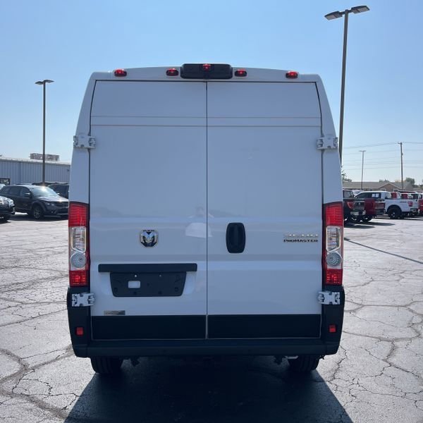 Used 2024 RAM ProMaster 3500 w/ Convenience Group image 12