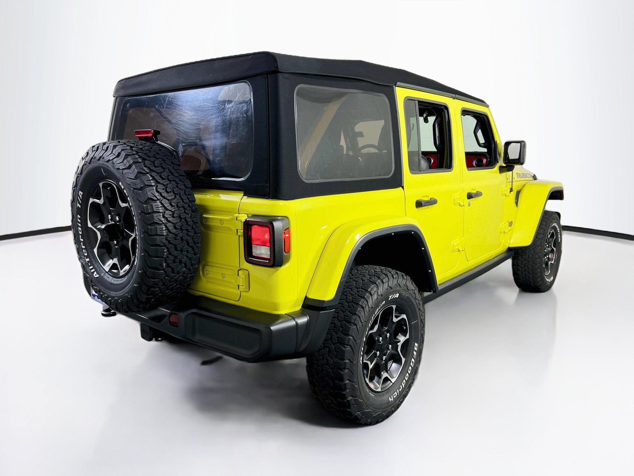 Used 2023 Jeep Wrangler Unlimited Rubicon AWD/4WD image 5
