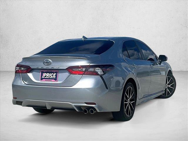 Used 2024 Toyota Camry SE FWD video 2