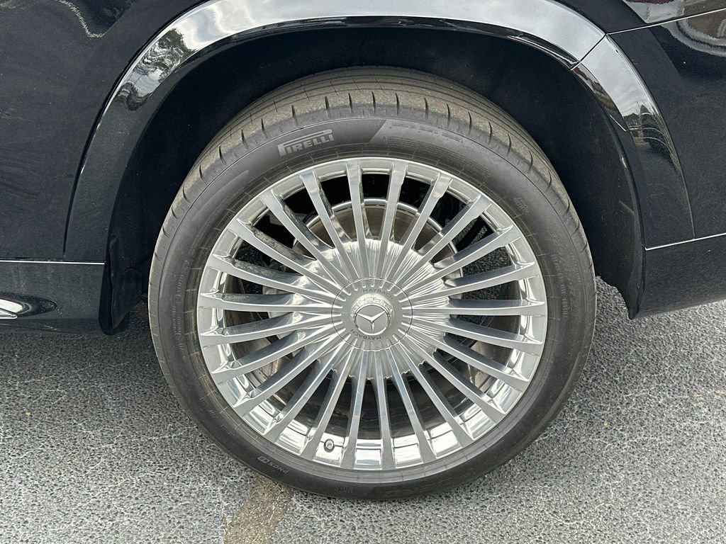 Certified 2025 Mercedes-Benz Maybach GLS 600 4MATIC image 23
