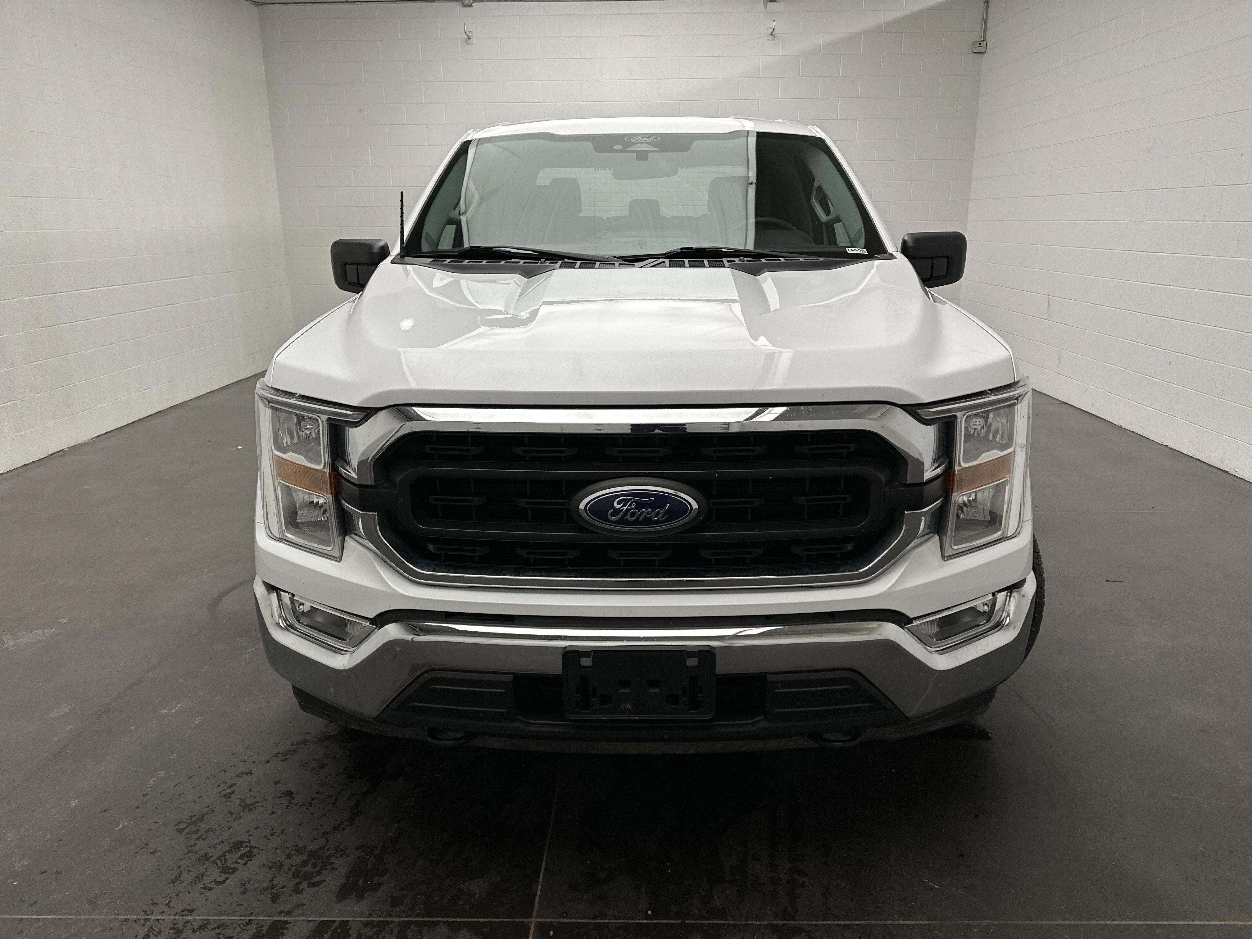 Used 2022 Ford F150 XLT image 3