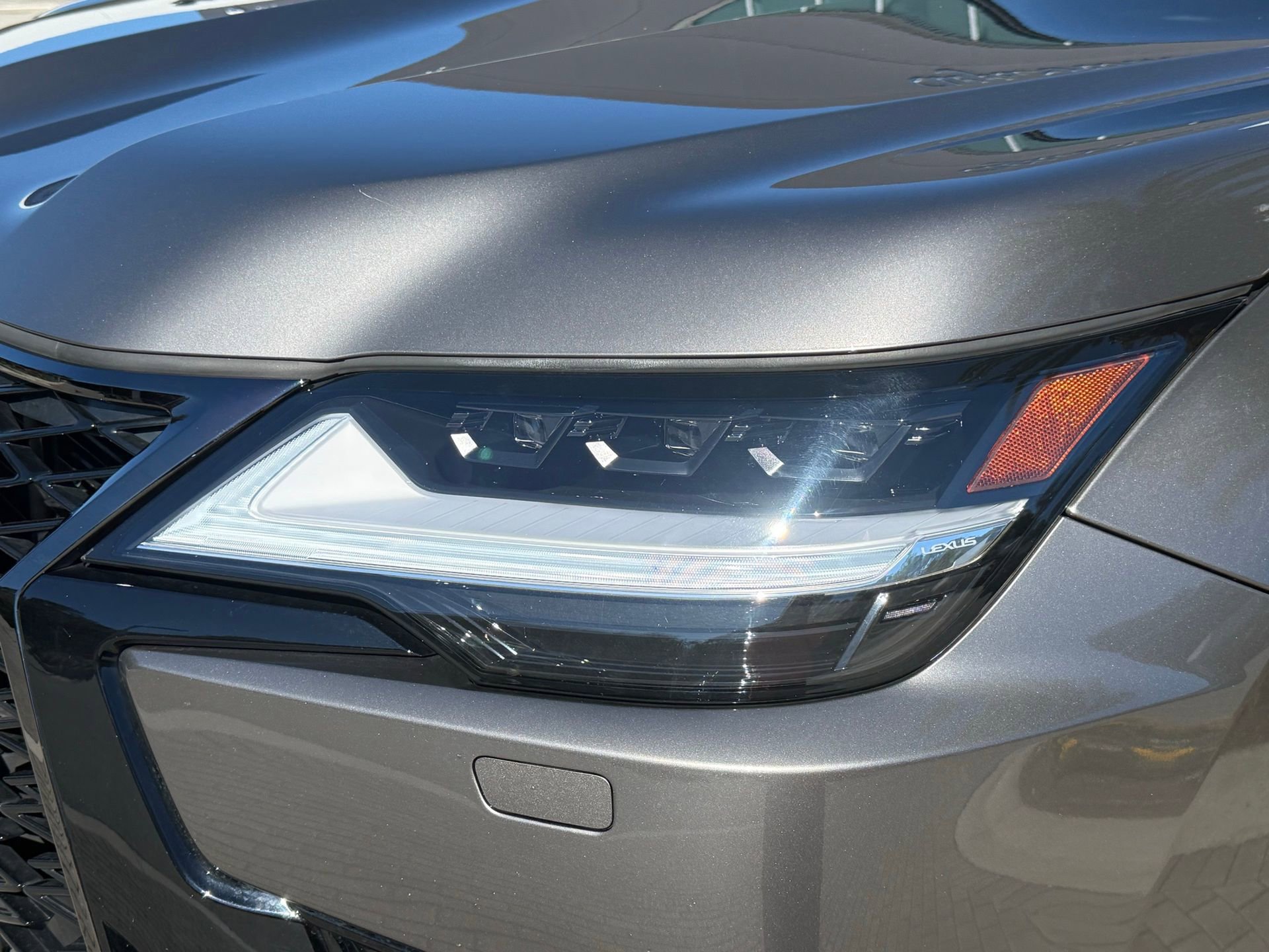 Used 2024 Lexus LX 600 F Sport image 25