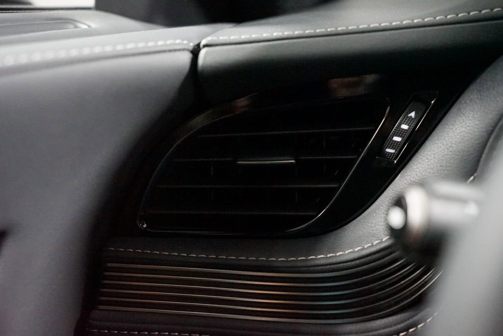 Used 2024 Lexus LS 500 w/ Interior Upgrade Package RWD image 27
