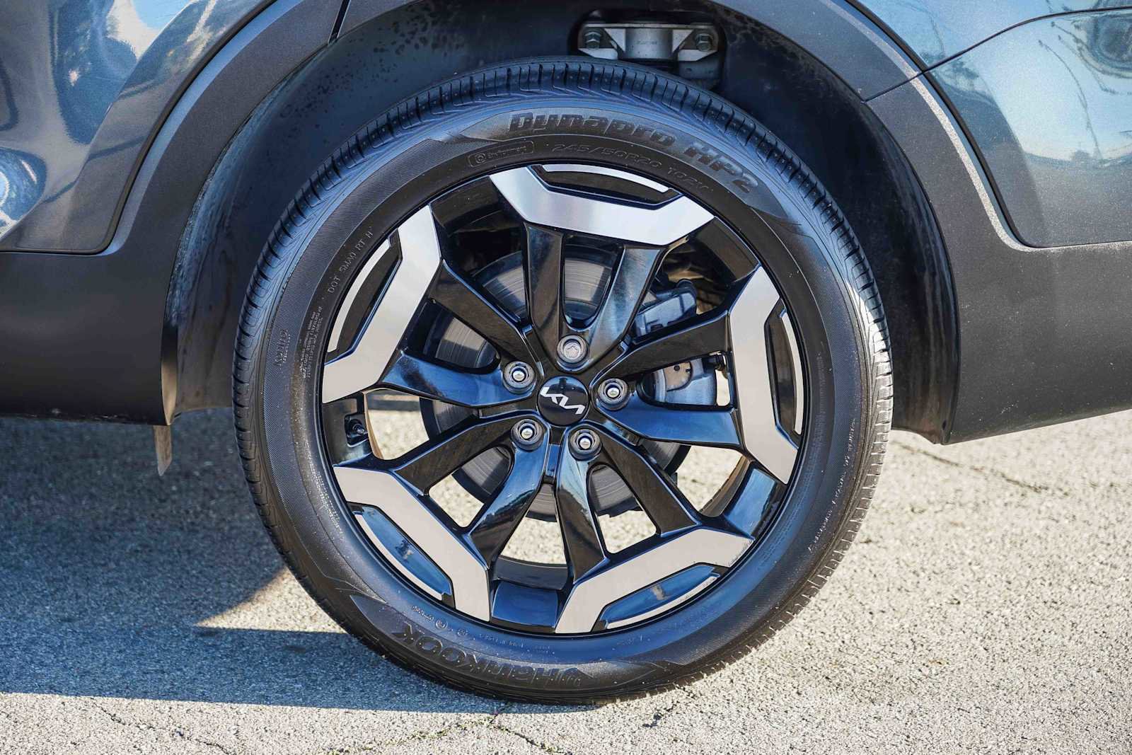 Used 2023 Kia Telluride S image 11