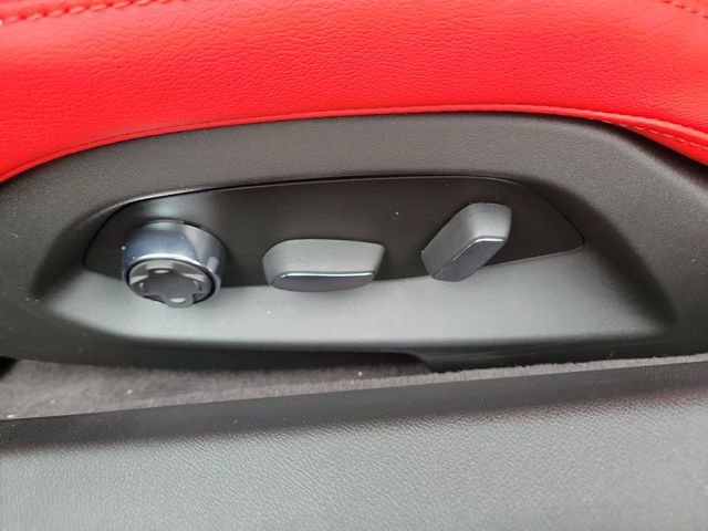 New 2026 Chevrolet Corvette Stingray w/ Z51 Performance Package image 16