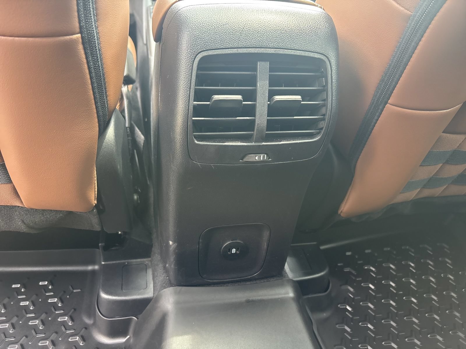 Used 2025 Ford Bronco Sport Outer Banks w/ Outer Banks Tech Package+ AWD/4WD image 40