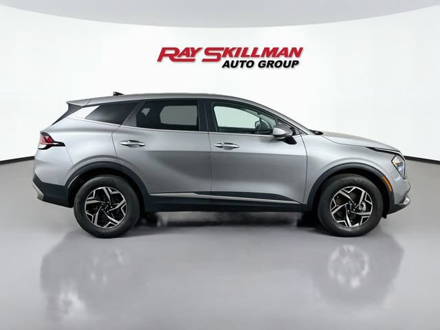 Used 2023 Kia Sportage LX AWD/4WD image 8