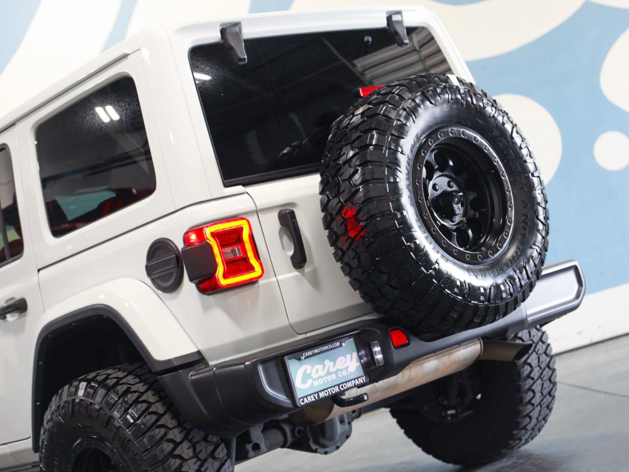 Used 2024 Jeep Wrangler Sahara AWD/4WD image 42