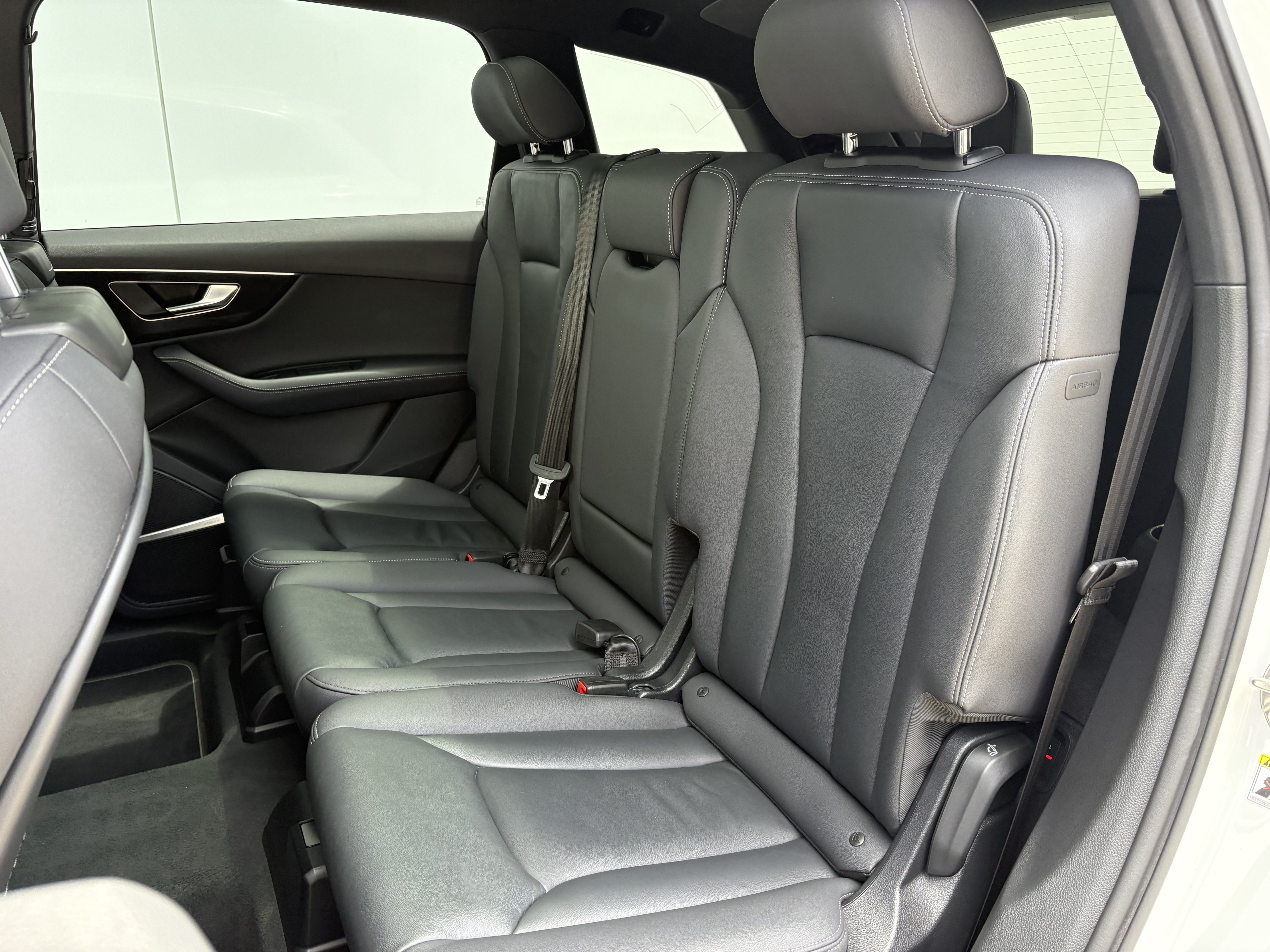 Used 2025 Audi Q7 3.0T Premium Plus AWD/4WD image 13