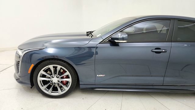 Used 2026 Cadillac CT4 V image 9