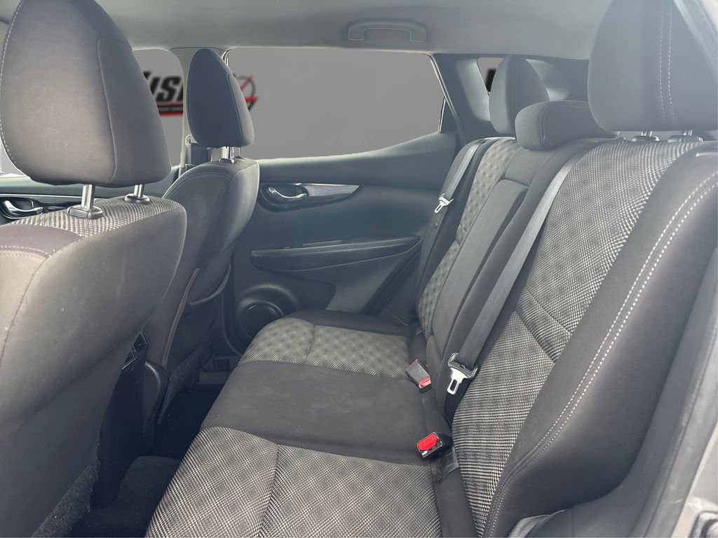 Used 2017 Nissan Rogue Sport SV AWD/4WD image 10