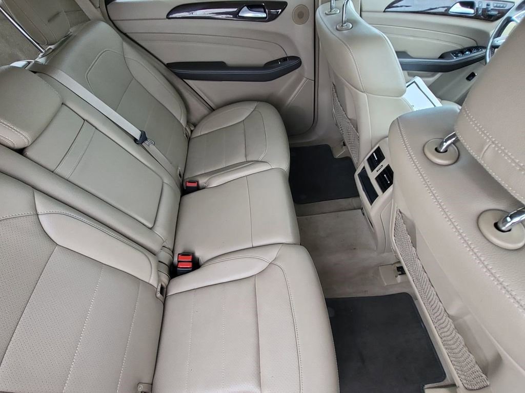 Used 2013 Mercedes-Benz ML 350 4MATIC image 34