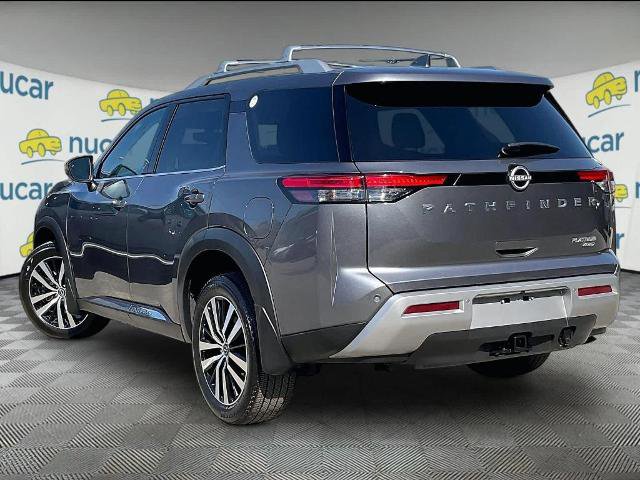 Certified 2025 Nissan Pathfinder Platinum w/ Cargo Package AWD/4WD image 4