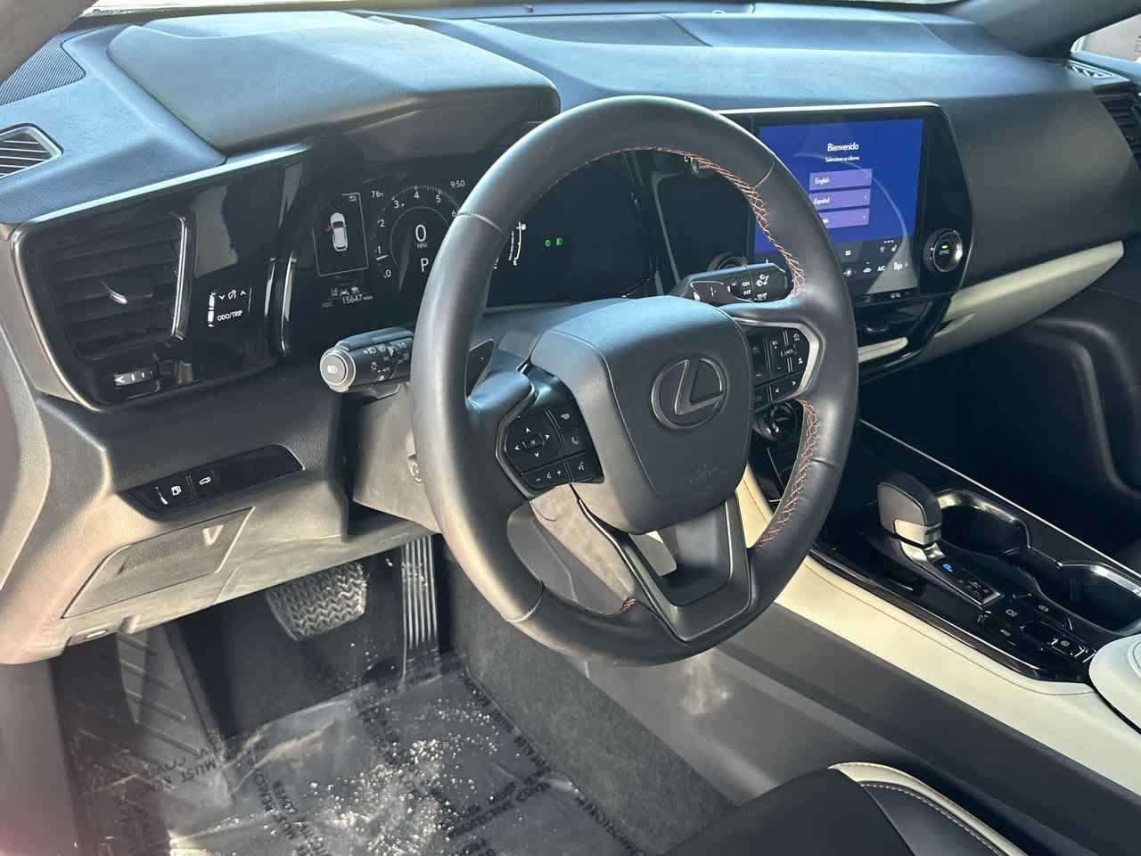 Used 2024 Lexus NX 250 FWD w/ Towing Package (2000 Lbs) image 13