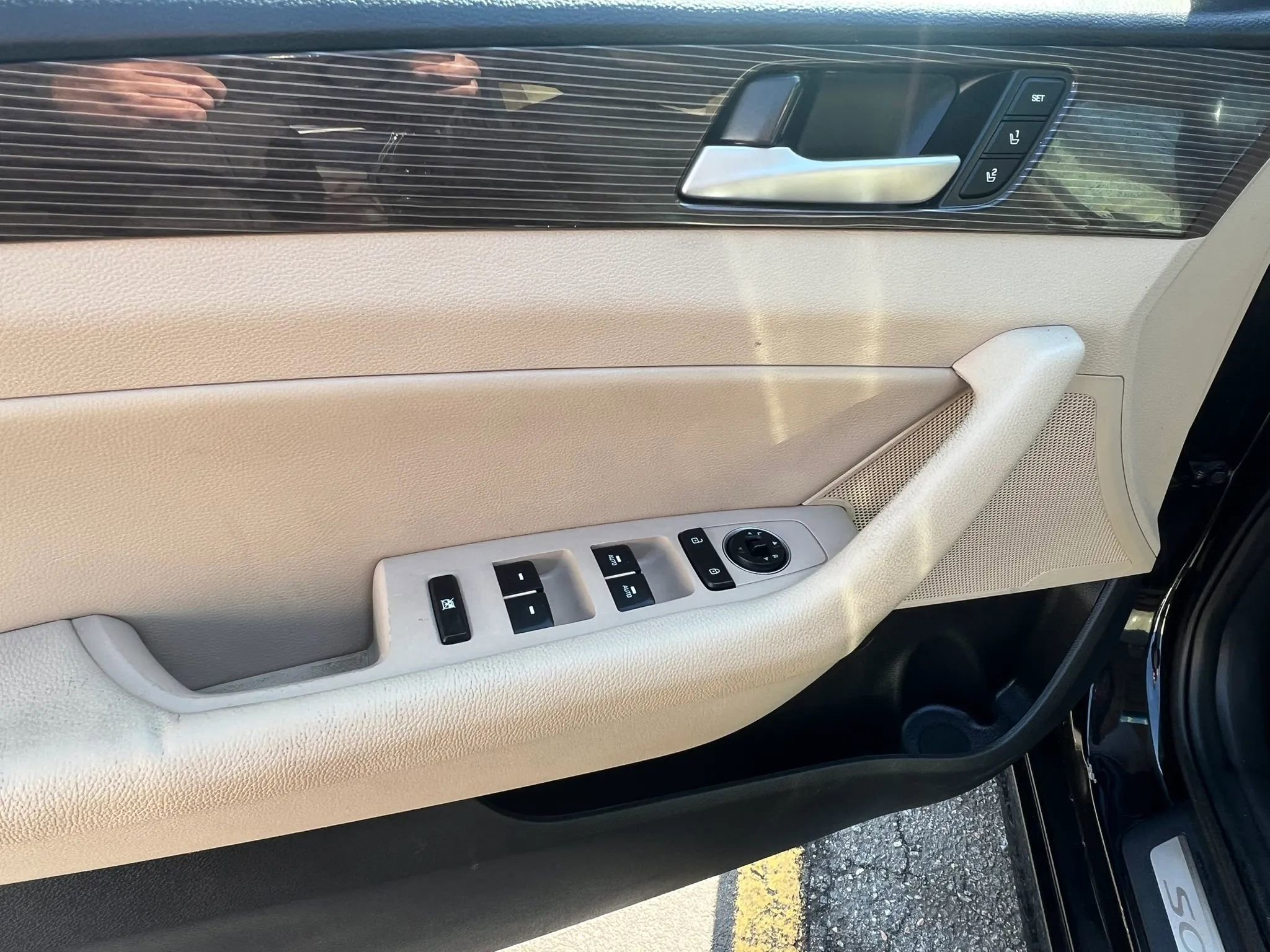 Used 2018 Hyundai Sonata Limited FWD image 22