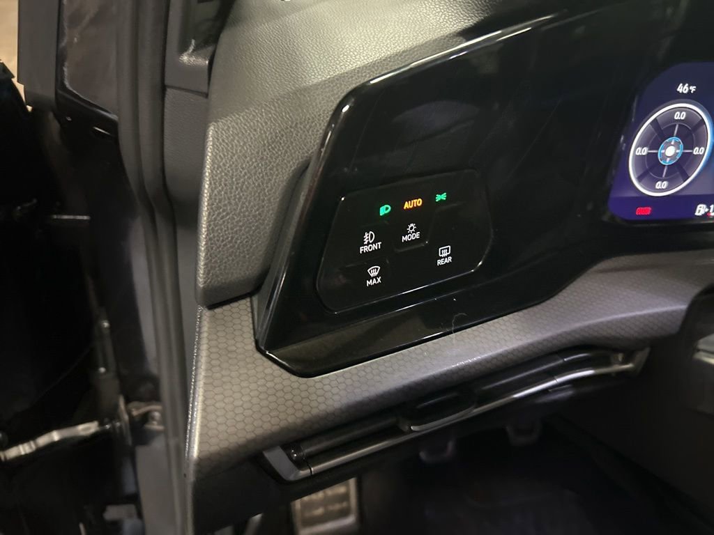 Used 2024 Volkswagen GTI Autobahn image 18