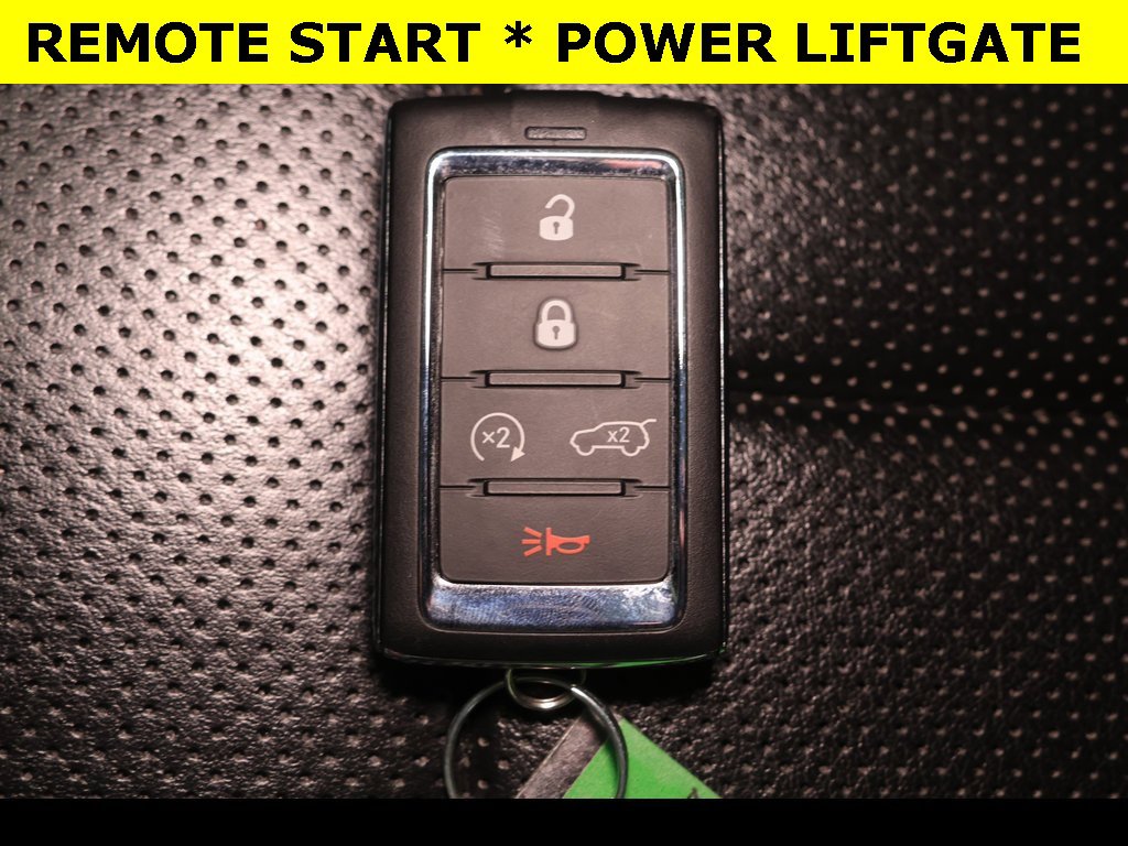 Used 2022 Jeep Grand Cherokee Overland w/ Luxury Tech Group IV image 12