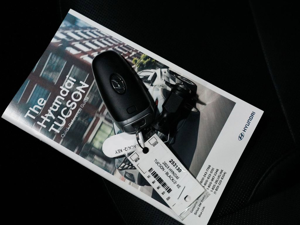 Used 2023 Hyundai Tucson Limited AWD/4WD image 19