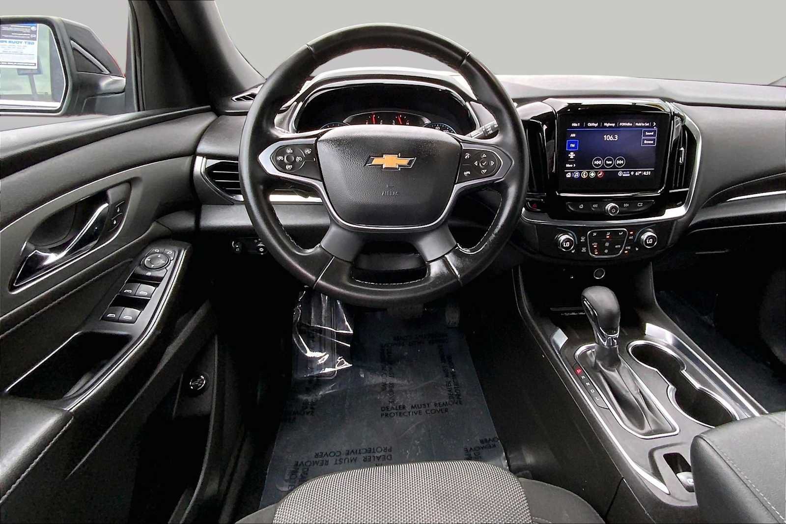 Used 2023 Chevrolet Traverse LT AWD/4WD image 6