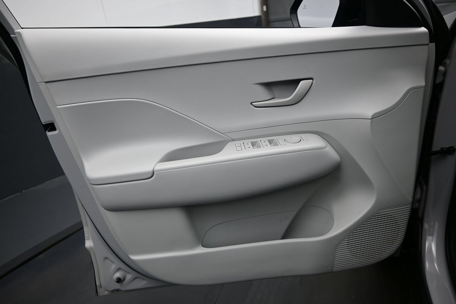 Certified 2026 Hyundai Kona SEL Sport FWD image 9