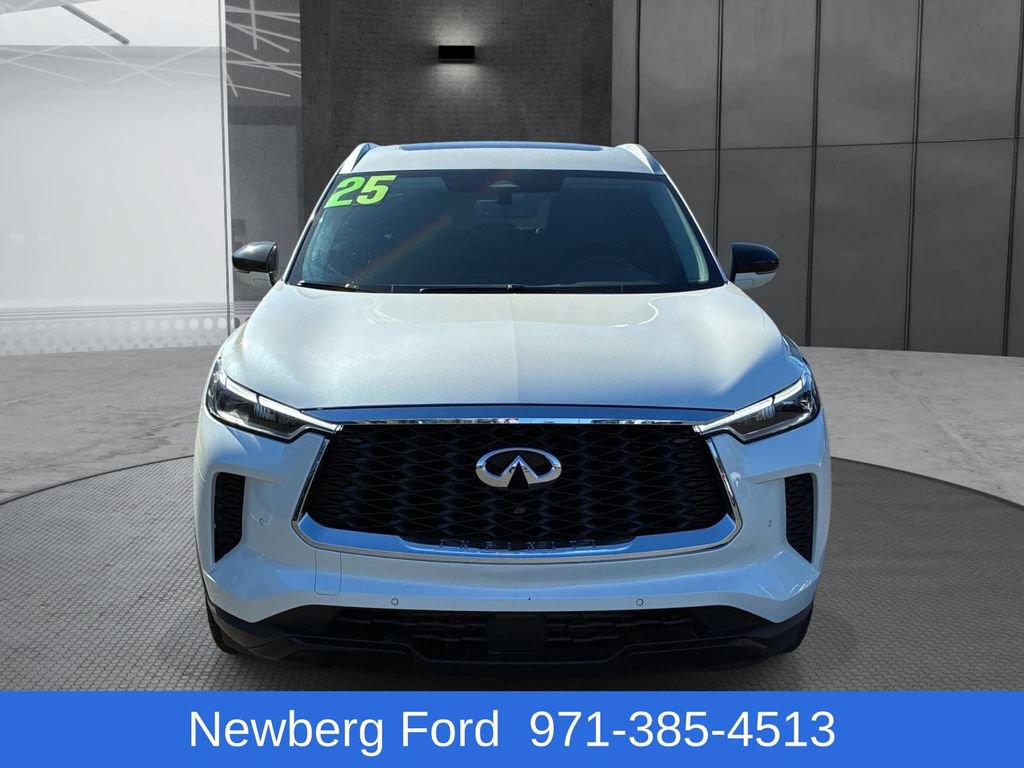 Used 2025 INFINITI QX60 Luxe AWD/4WD image 2