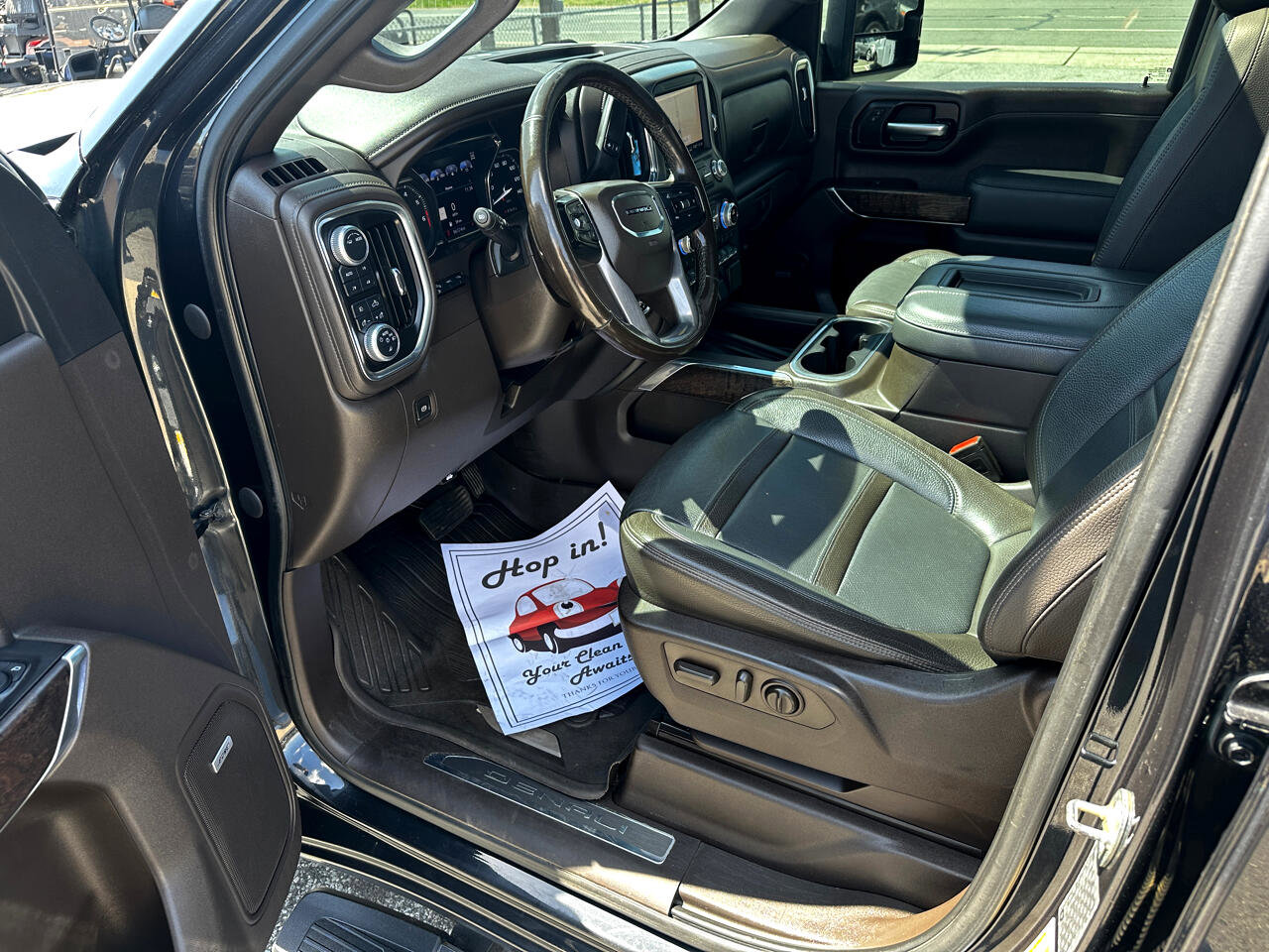 Used 2020 GMC Sierra 2500 Denali w/ Denali Ultimate Package image 9