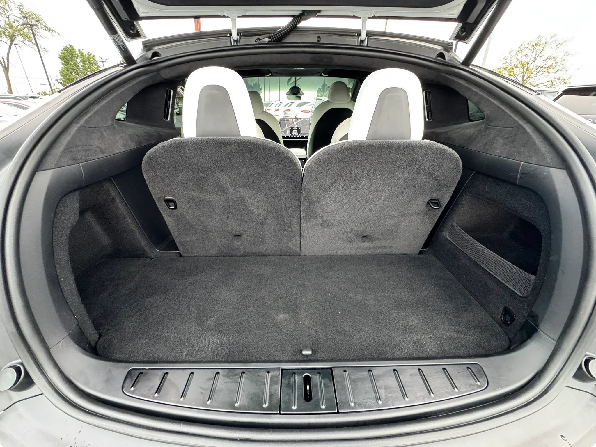 Used 2022 Tesla Model X AWD/4WD image 43
