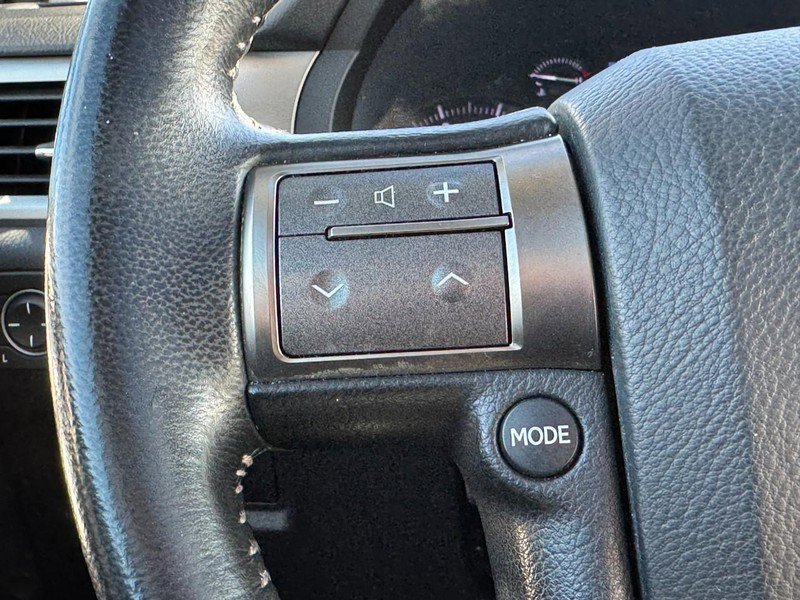 Used 2015 Lexus GX 460 image 17