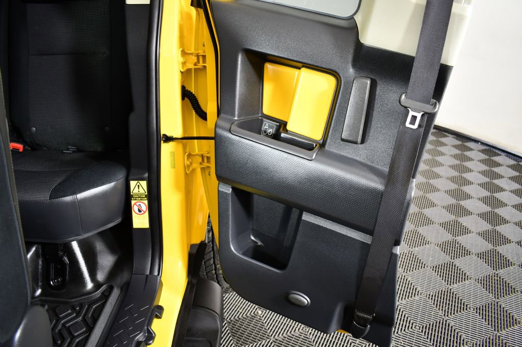 Used 2007 Toyota FJ Cruiser 4WD image 33