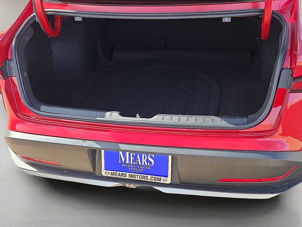 Used 2025 Kia K4 LXS image 17