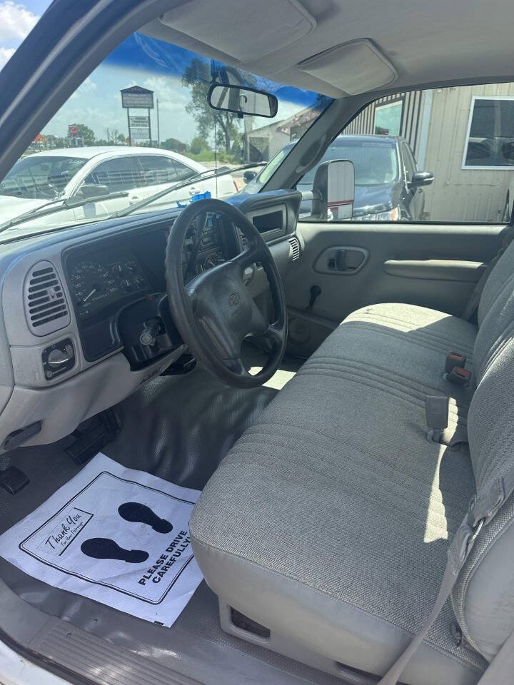 Used 1998 Chevrolet Silverado 3500 2WD Regular Cab w/ Comfort & Convenience Pkg image 10