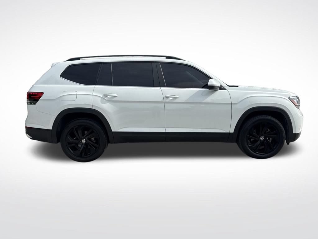 Used 2023 Volkswagen Atlas SE w/ Black Wheel Package FWD image 4