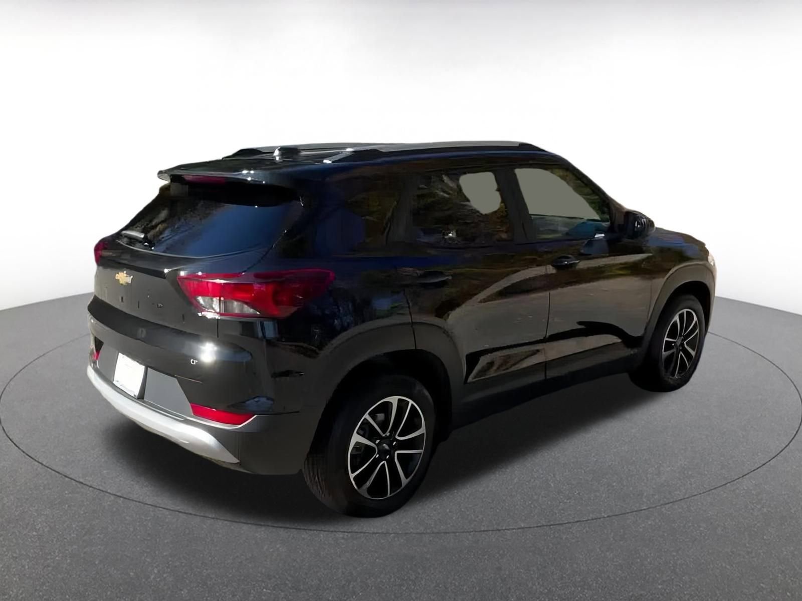 Used 2025 Chevrolet TrailBlazer LT image 15