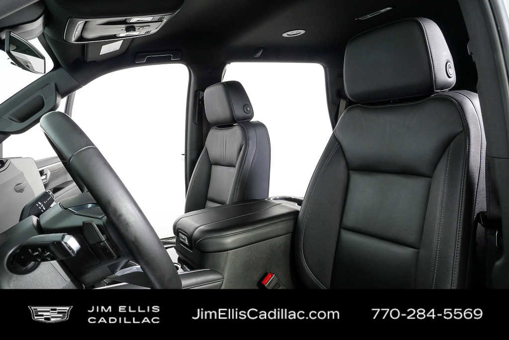 Used 2025 Chevrolet Tahoe LT AWD/4WD image 5